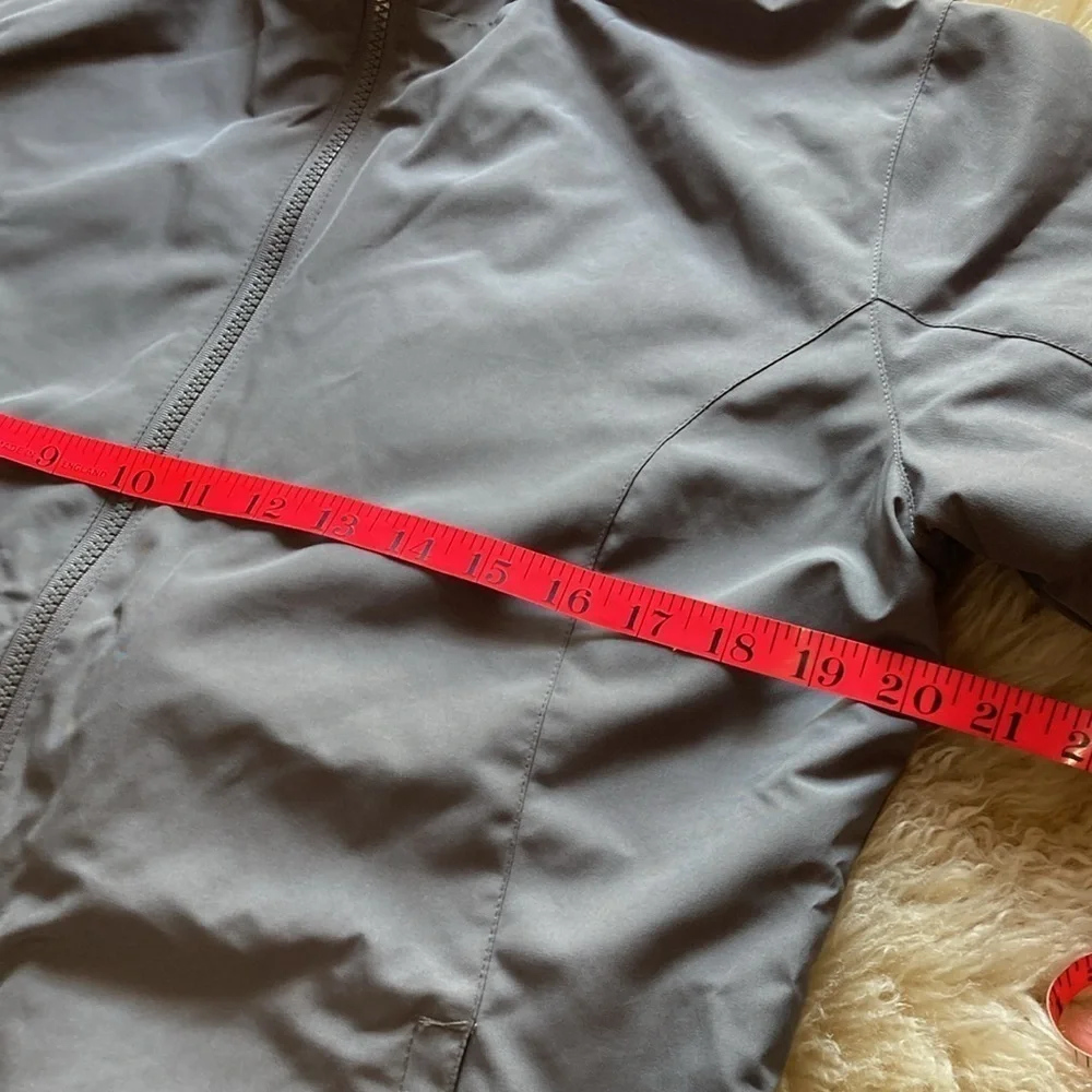 Magellan outdoor jacket grey with teal fleece lining size M
